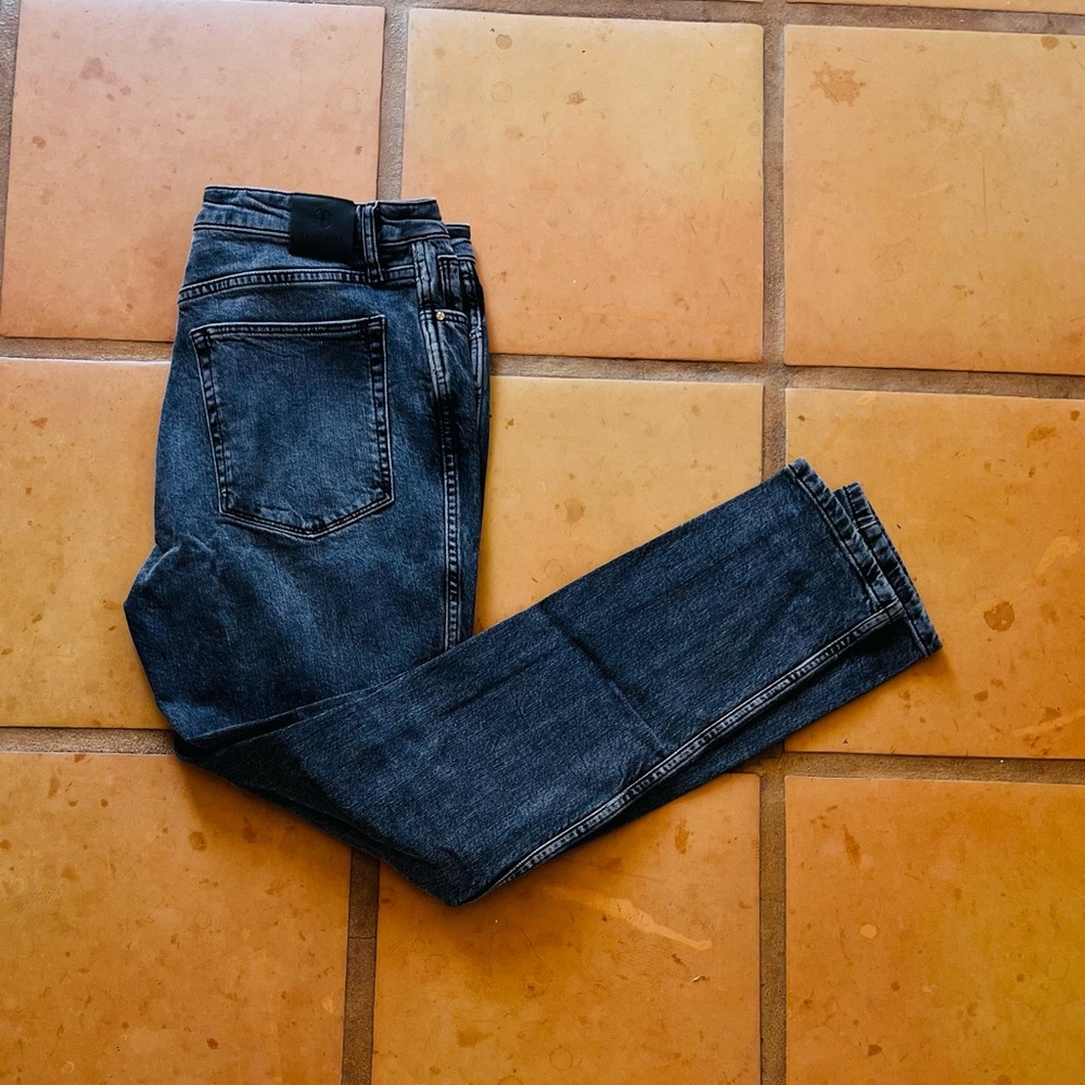 Anine Bing Women's Straight Leg Jeans in faded black
